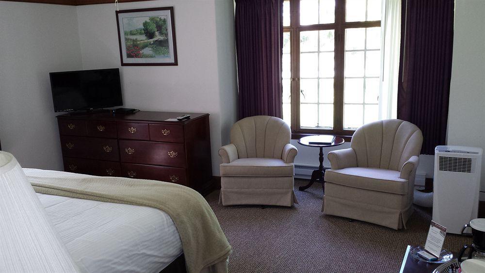Maxwelton Braes & Golf Course Hotel Baileys Harbor
